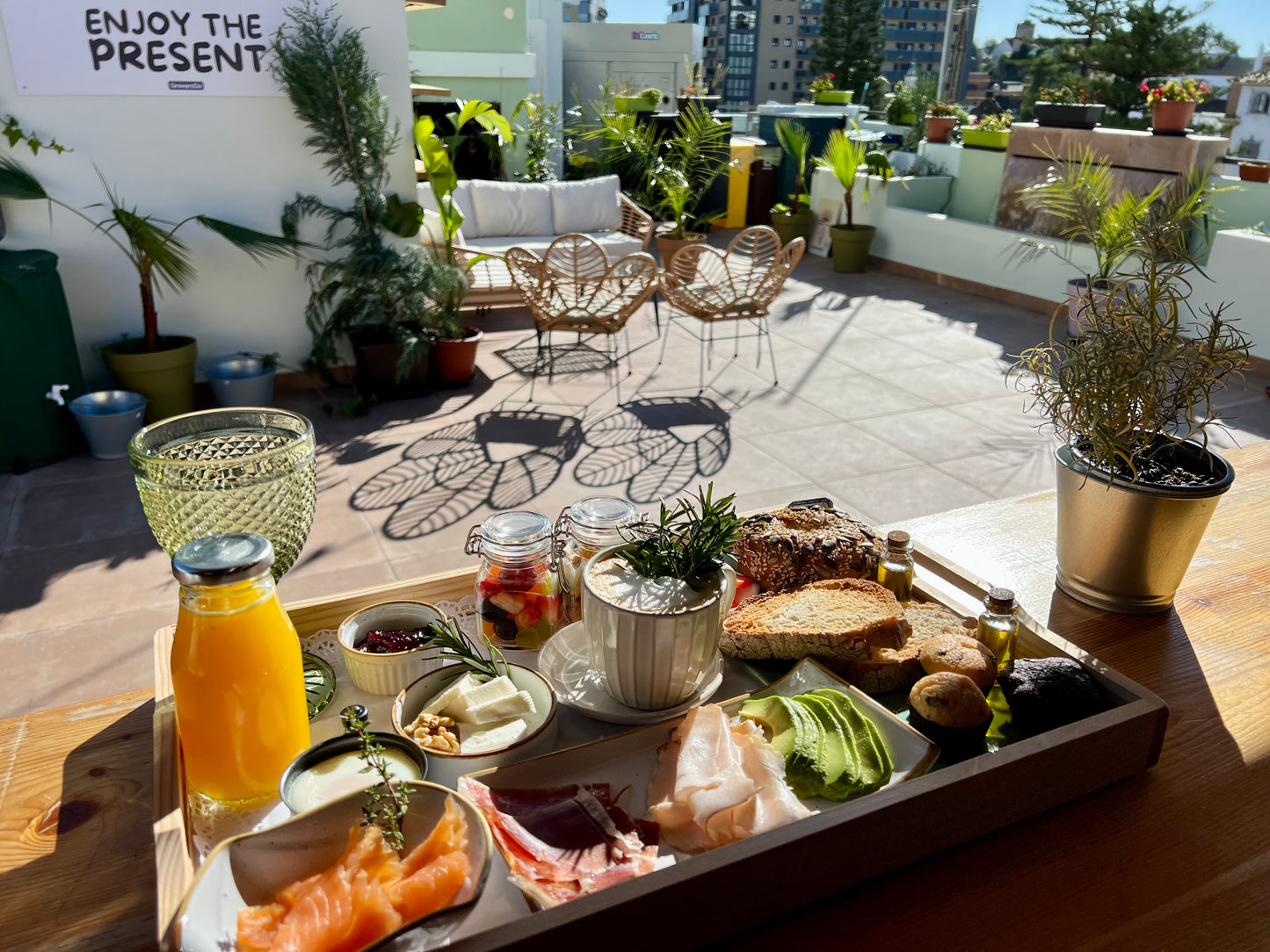 Manos en la Tierra: Experiencia creativa entre arcilla y plantas + Brunch