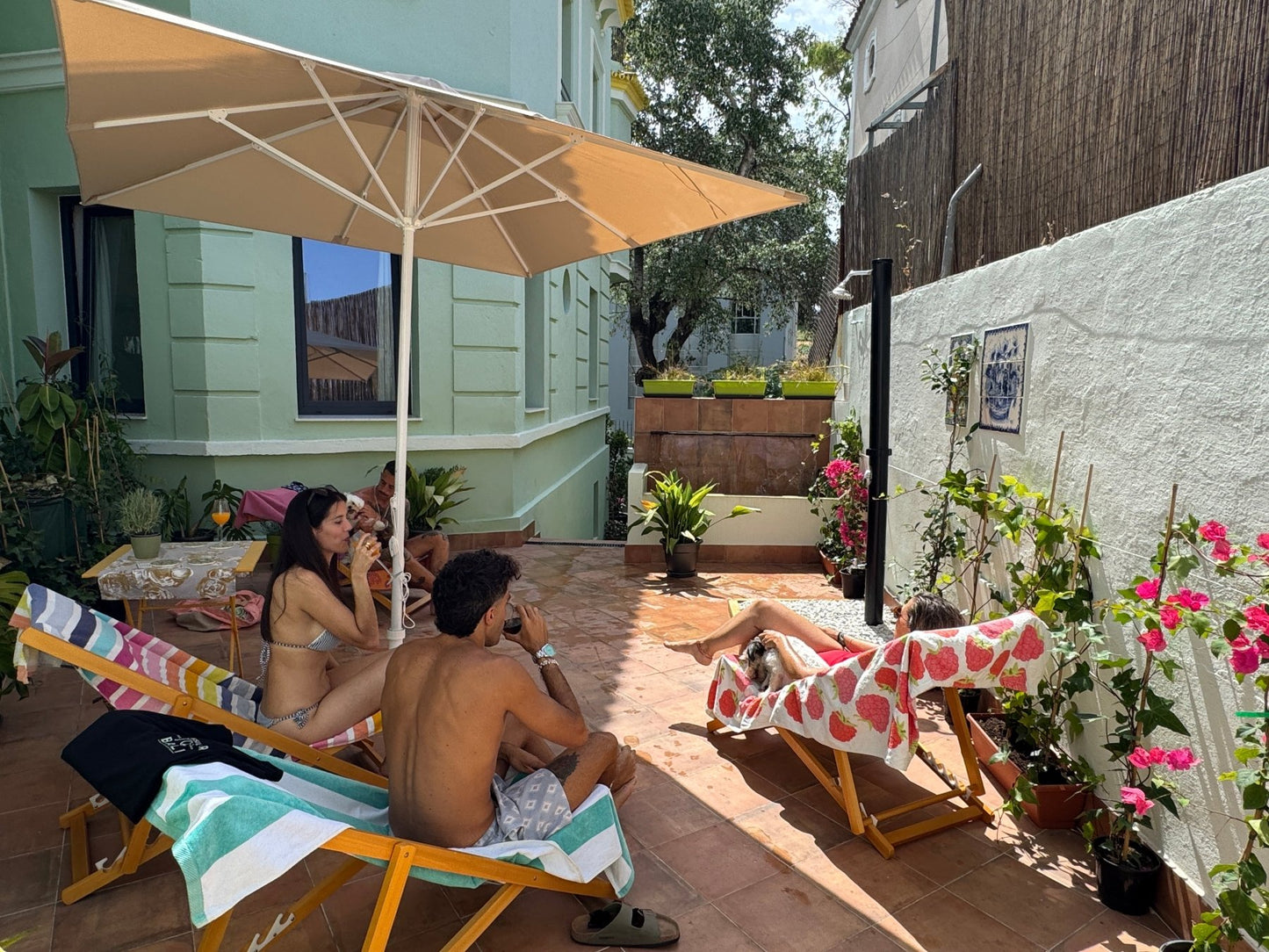 Solárium urbano consciente en Huelva