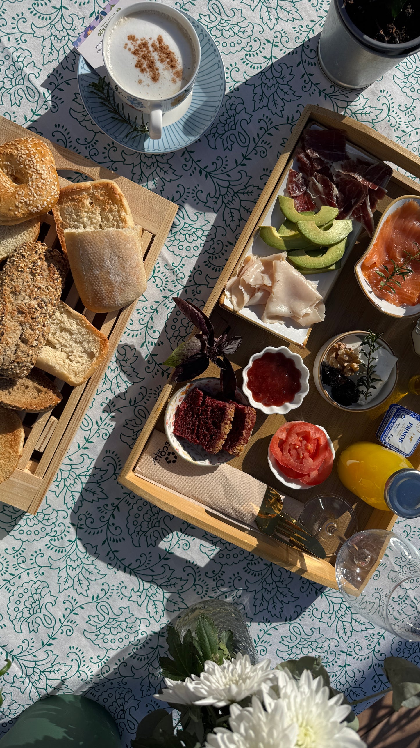 Brunch + Oasis